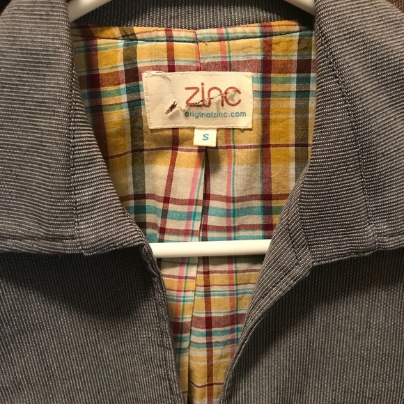 Button up jacket - Picture 2 of 3